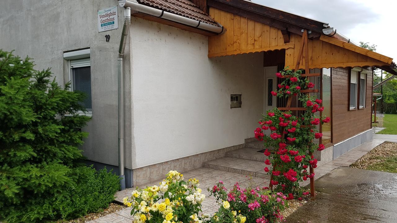 Harmónia Vendégház Poroszló Extérieur photo